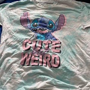 wear ones it’s pink light blue with white and dark blue